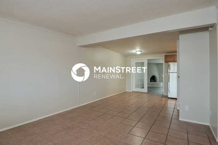 7651 E Poinciana Dr - Photo 4 of 16
