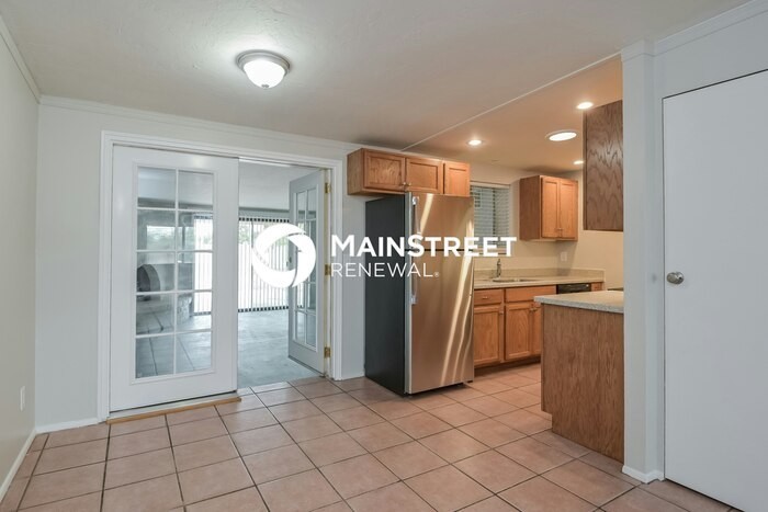 7651 E Poinciana Dr - Photo 5 of 16