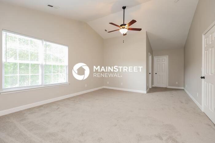 421 Scotts Creek Trl - Photo 6 of 17