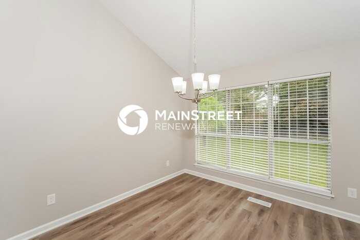 4718 Innsbrooke Pkwy - Photo 4 of 17