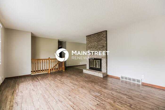 3705 E 113th Ter - Photo 4 of 17