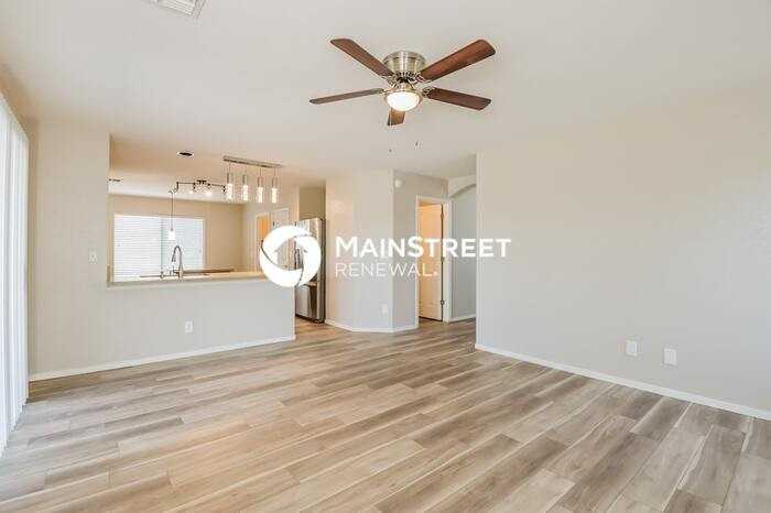 3341 W Brackenbury Ct - Photo 5 of 17