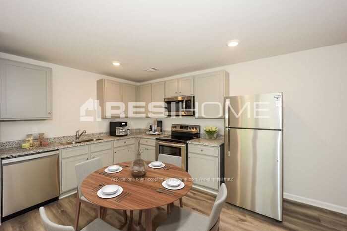 1028 Bluecoat Cir - Photo 6 of 23