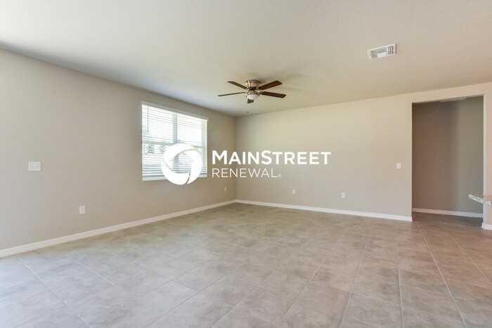 1070 Oak Valley Dr - Photo 3 of 16