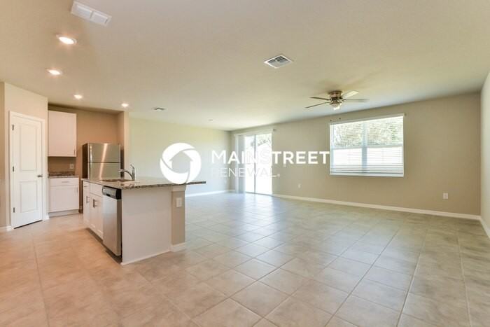 1070 Oak Valley Dr - Photo 4 of 16