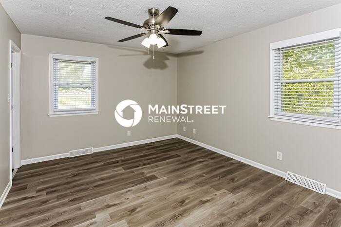 2609 S 16th Ter - Photo 7 of 17