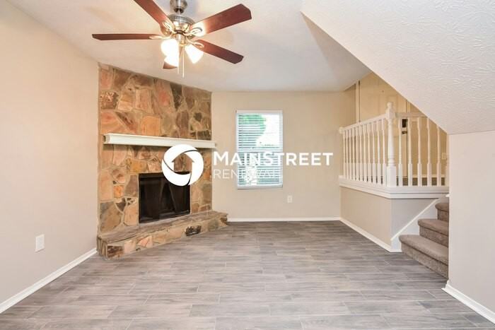 1890 Hemming Way - Photo 5 of 17