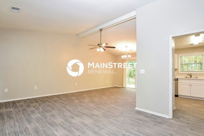 1890 Hemming Way - Photo 6 of 17