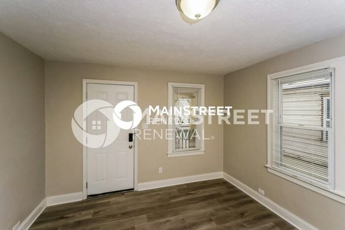 1207 Bicknell Ave - Photo 6 of 17