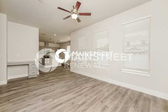 333 S Pine St #1 - Photo 5 of 17