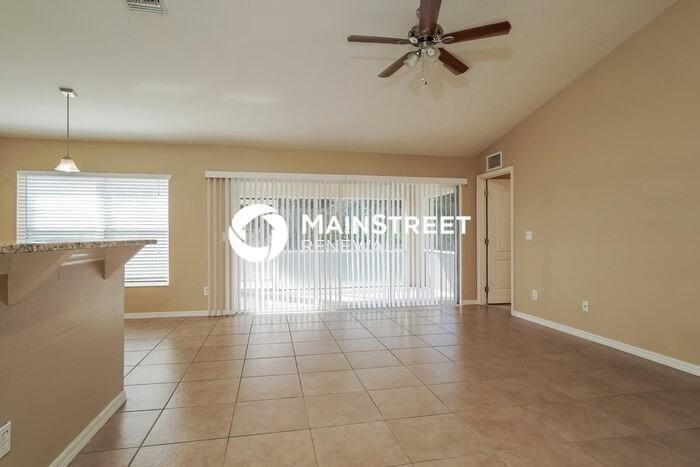 3007 10th St Sw - Photo 4 of 16