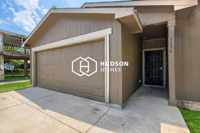 5234 Rita Ave - Photo 4 of 13