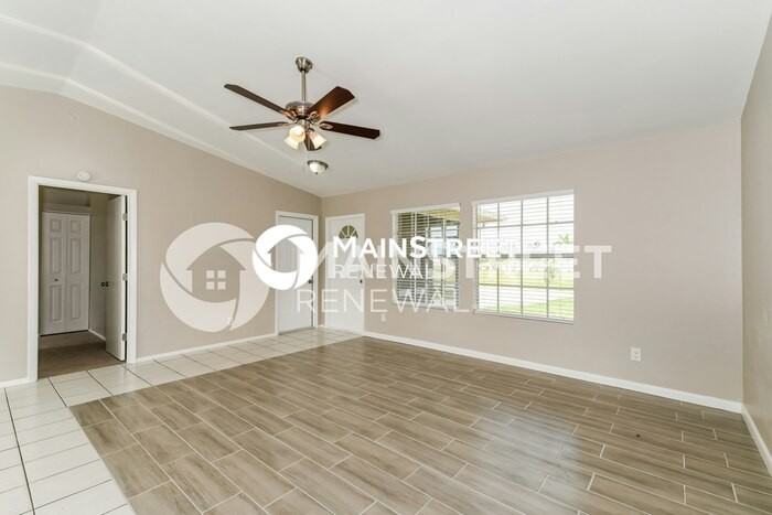 2621 Nw 3rd Pl - Photo 5 of 16