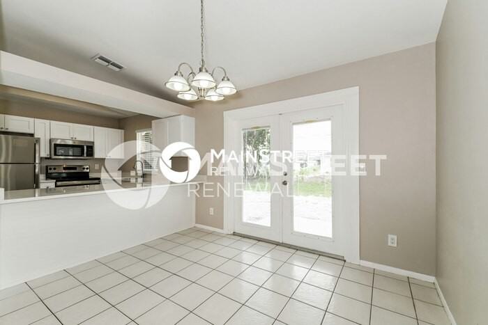 2621 Nw 3rd Pl - Photo 7 of 16