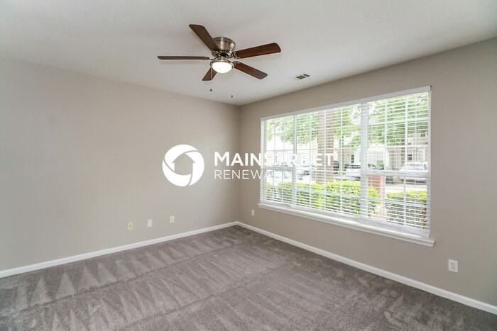 2460 Brianna Dr - Photo 2 of 17