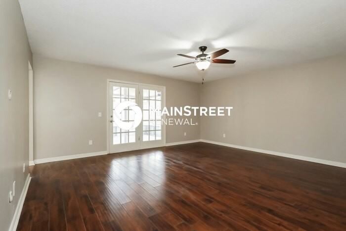 7981 Copperfield Cir S - Photo 6 of 17