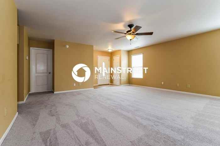10616 Pavilion Dr - Photo 4 of 16