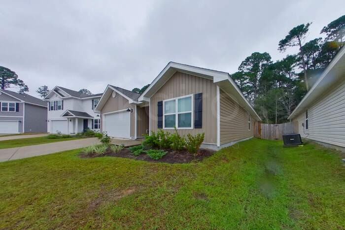 285 Monarch Ln - Photo 4 of 38