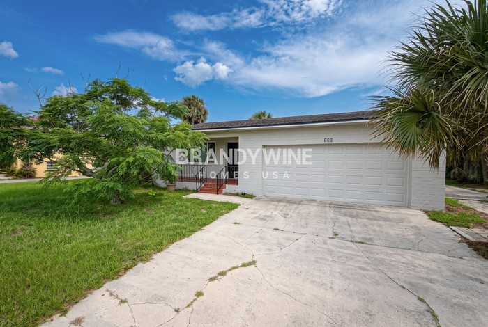 130 Flamingo Ave - Photo 2 of 20