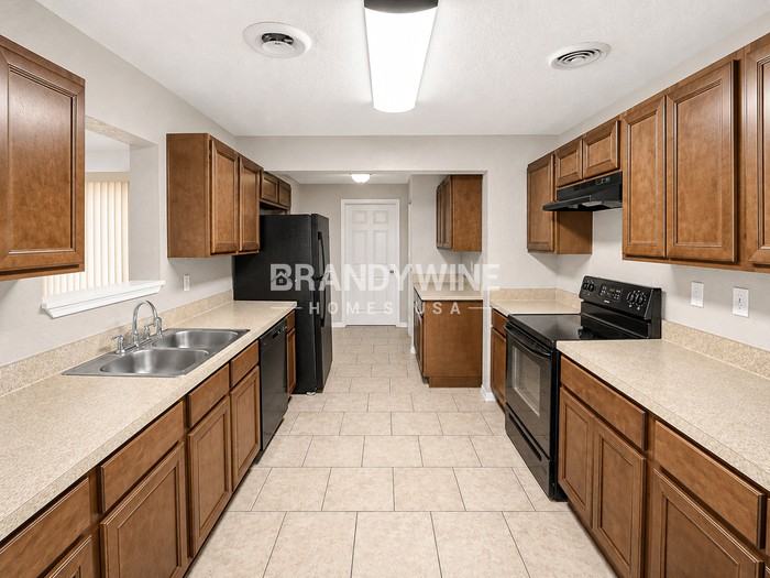130 Flamingo Ave - Photo 7 of 20