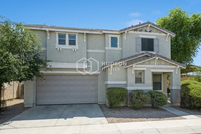 1407 N 79th Ln - Photo 3 of 33