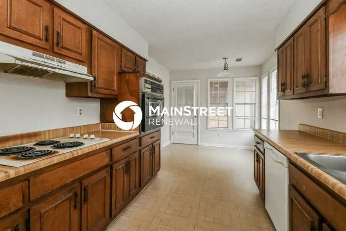 4491 Grinstead Cv - Photo 7 of 16