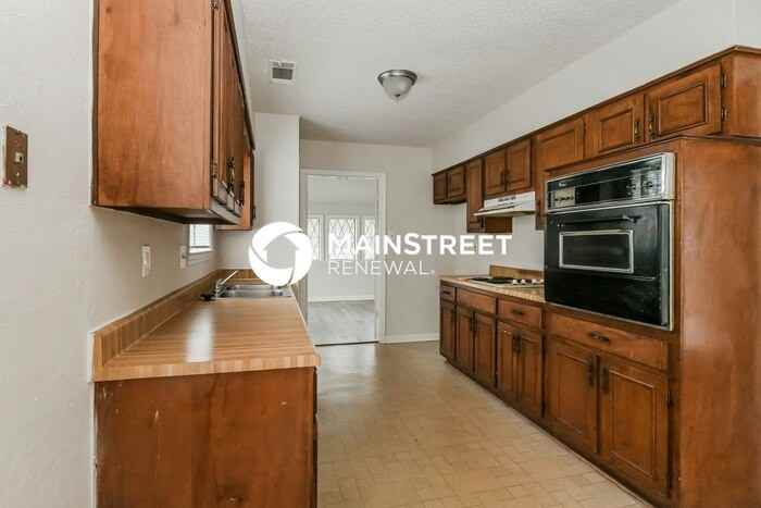 4491 Grinstead Cv - Photo 7 of 16