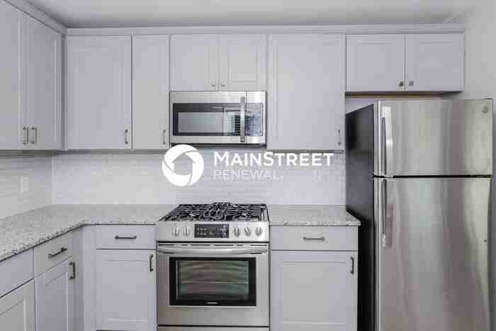 6522 Thamesmead Ln - Photo 7 of 16