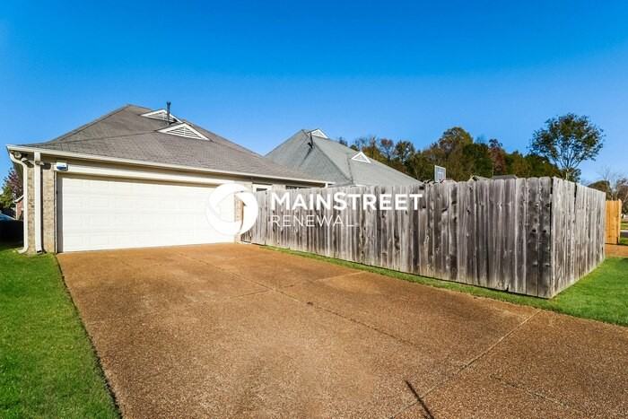 6855 Kerri Valley Ln - Photo 2 of 16