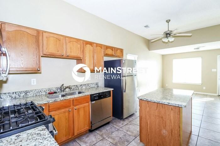 6855 Kerri Valley Ln - Photo 7 of 16