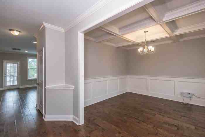 302 Pond Hill Ct - Photo 3 of 29