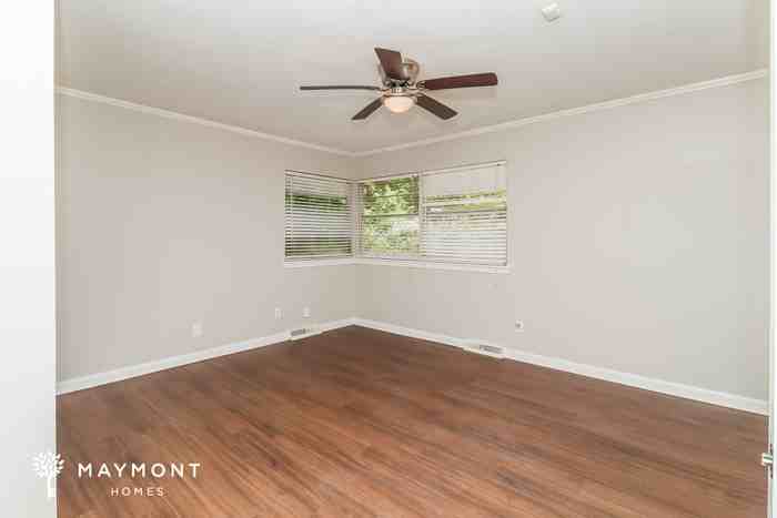 5545 Pine Lane Dr - Photo 7 of 12