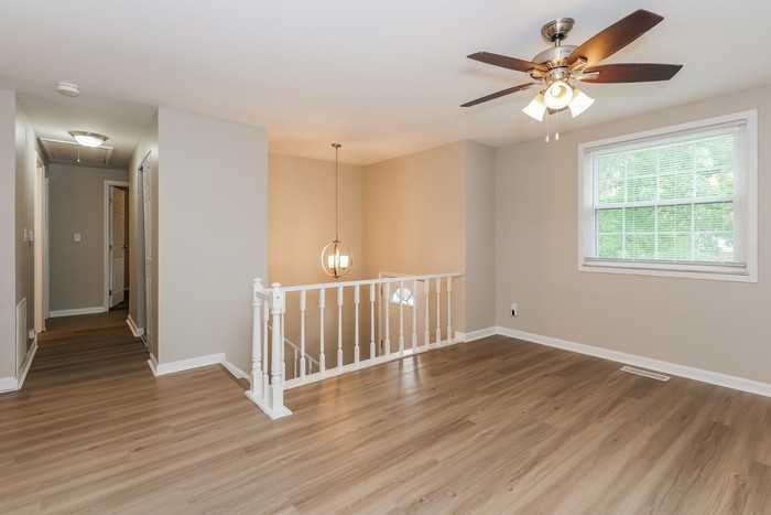 3132 Dorf Dr - Photo 5 of 13