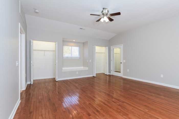 11718 Hamlet Rd - Photo 5 of 11