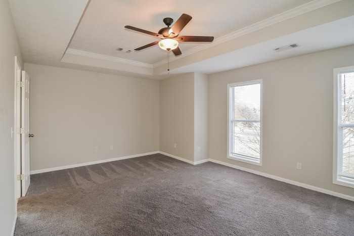 213 Hummingbird Dr - Photo 5 of 11