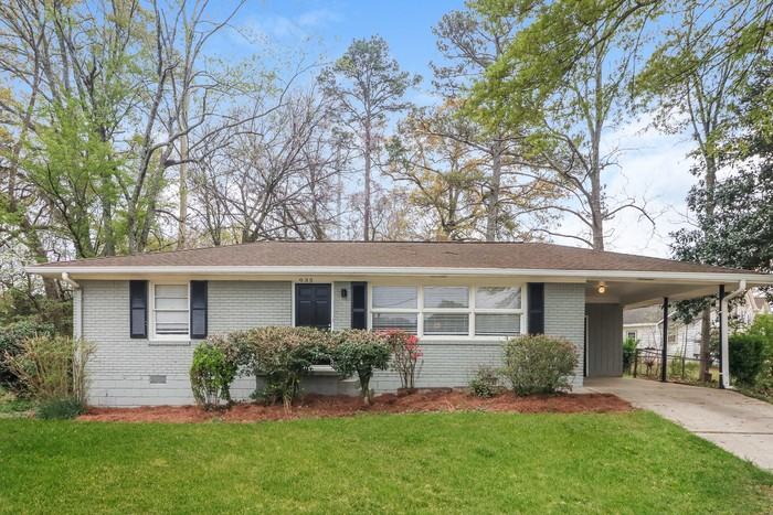 933 Clay Rd Sw