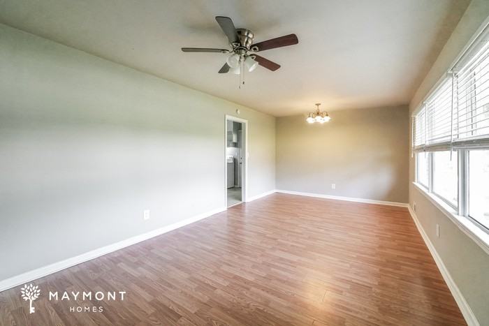 933 Clay Rd Sw - Photo 5 of 12