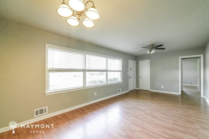 933 Clay Rd Sw - Photo 6 of 12