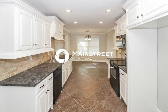 60 Edgewater Cv - Photo 6 of 16