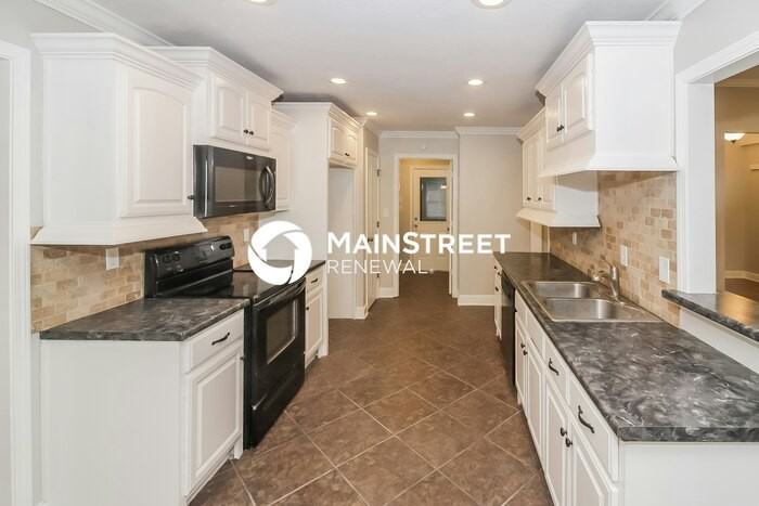 60 Edgewater Cv - Photo 7 of 16