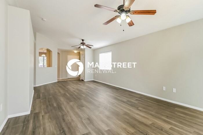 6895 W Quailwood Way - Photo 3 of 15