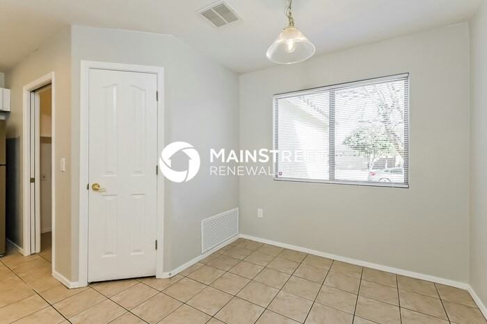 6895 W Quailwood Way - Photo 5 of 15