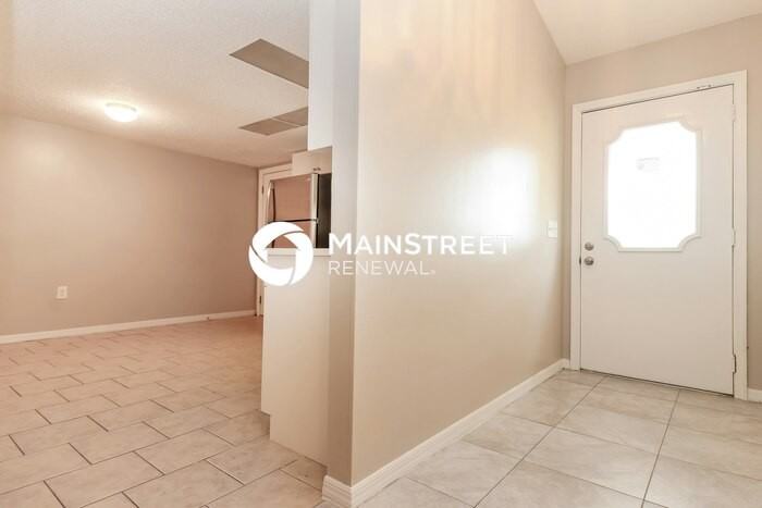 2133 Lema Dr - Photo 3 of 16