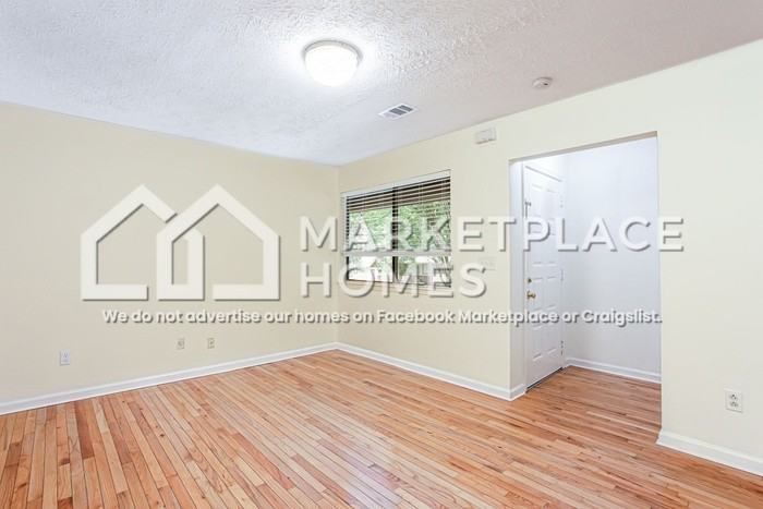 18 Country Place Ct - Photo 5 of 31
