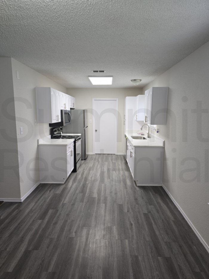 201 Stellar Ln - Photo 2 of 19