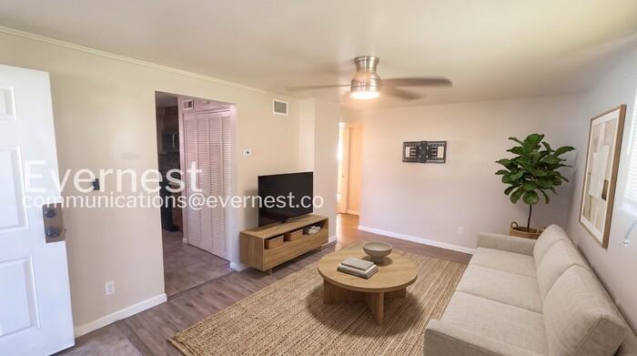 970 Concord Ave - Photo 2 of 17