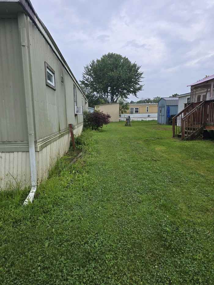 350 Sandybrook Dr - Photo 2 of 21
