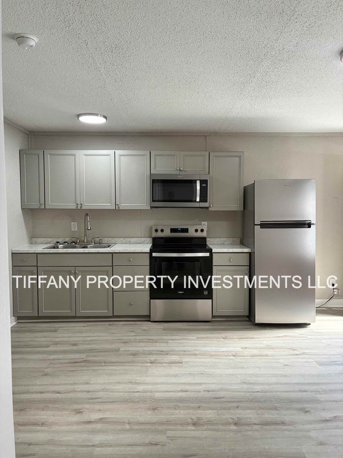 1032 New Beginnings Ave #A - Photo 2 of 11