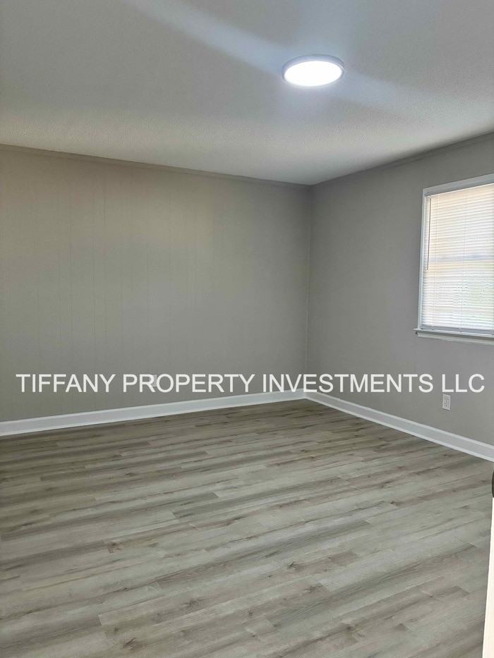 1032 New Beginnings Ave #A - Photo 7 of 11