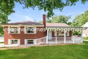featured image of 607 W Kemper Rd